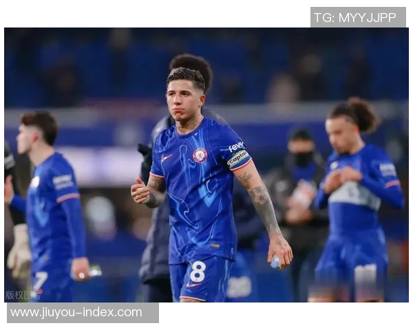 英超惊现冷门拜仁凭乌龙球1-0小胜切尔西引发全场轰动